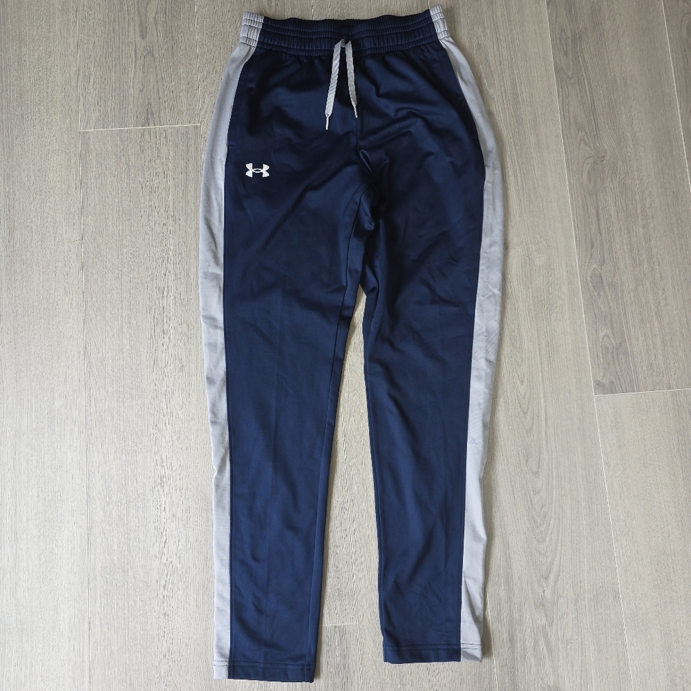 Navy Under Armour sweatpants